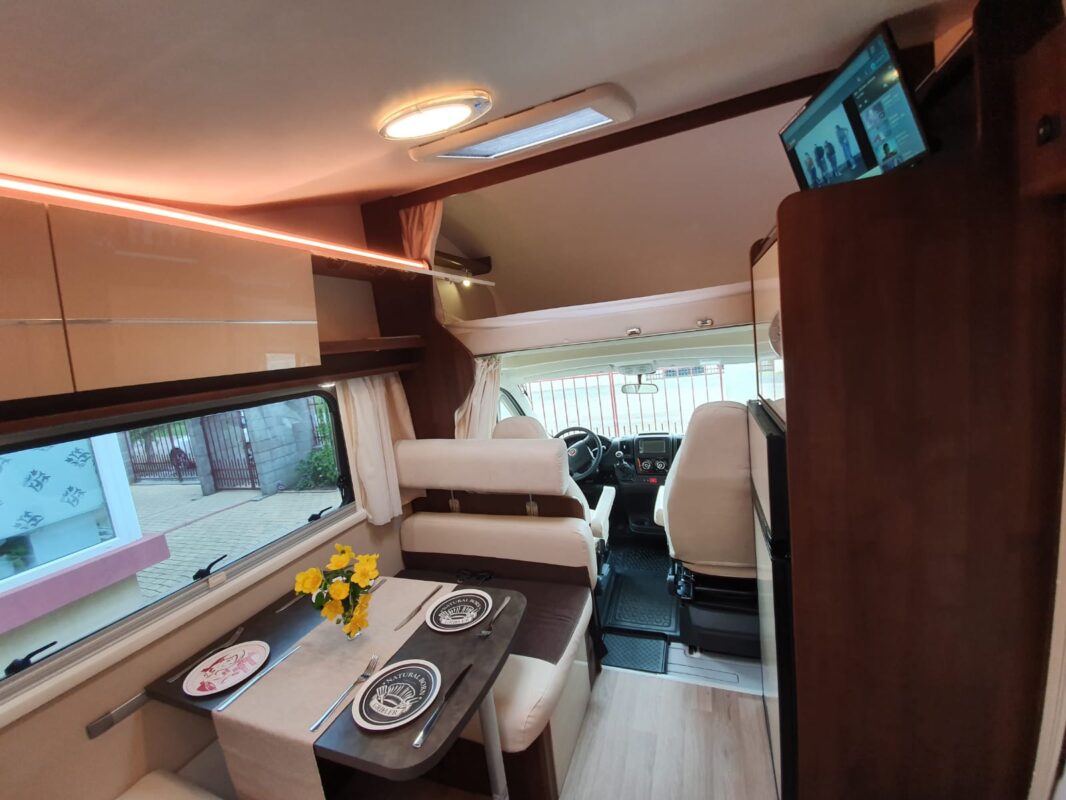 Inchiriere autorulota Timisoara - Crisal Camper