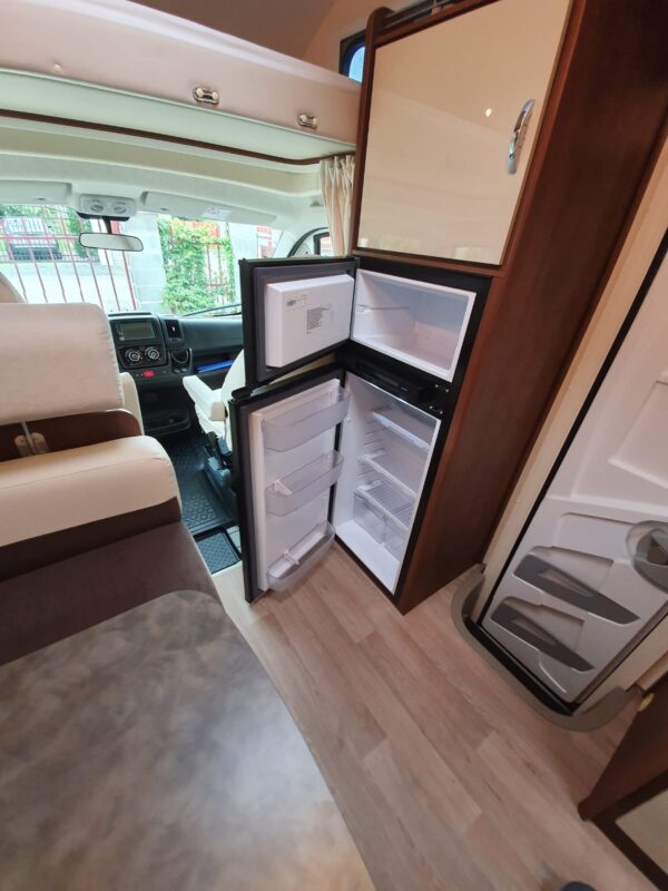 Inchiriere autorulota Timisoara - Crisal Camper